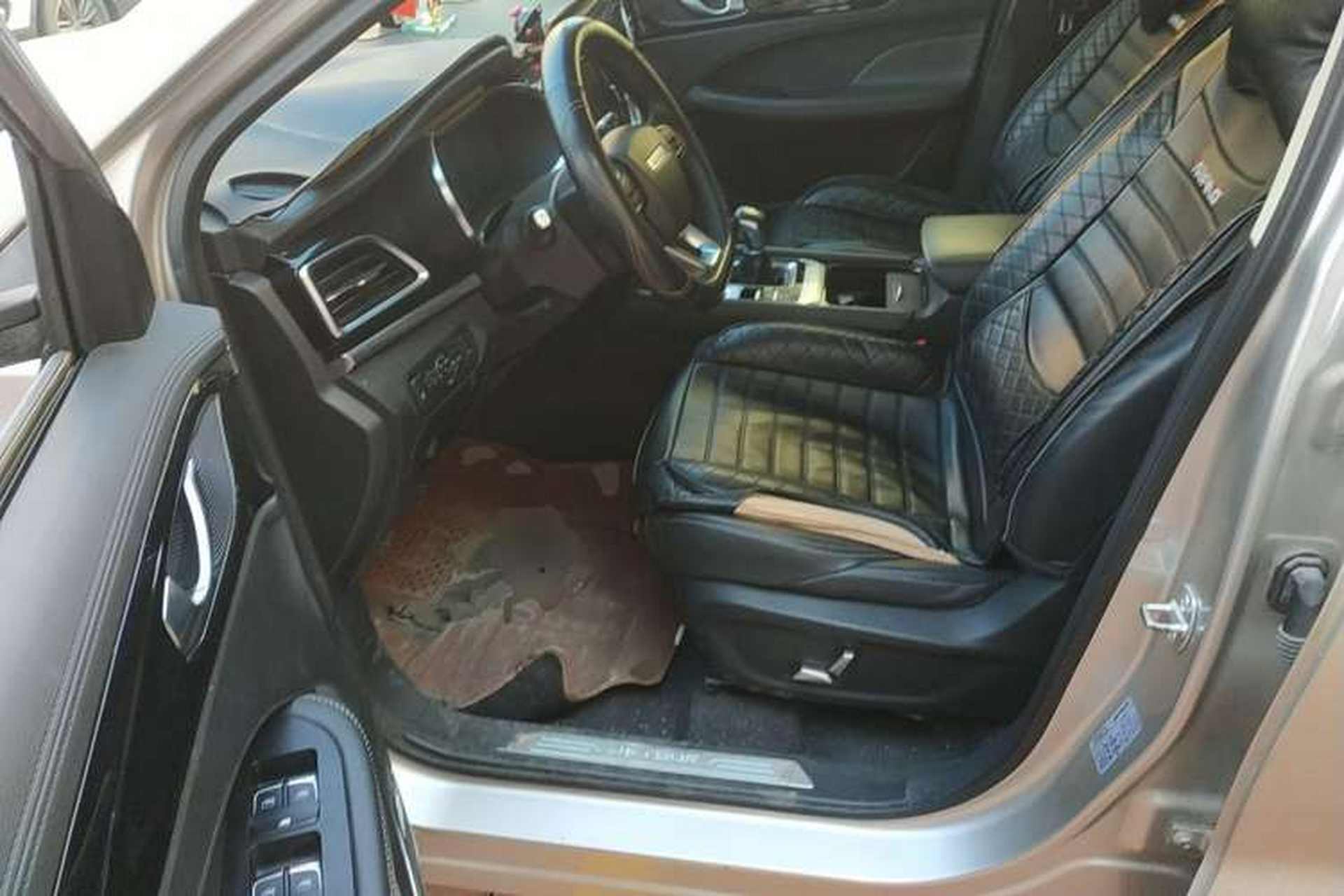 Used JETOUR X90 2019 1.5T Manual Smart Enjoyment Version 5 Seats China V Standard Driver Seat