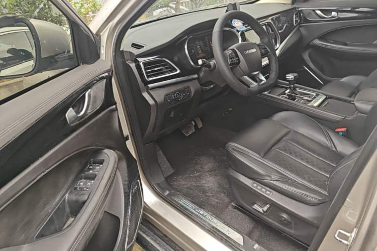 Used JETOUR X90 2019 1.5T Automatic Luxury 7-Seater China V Standard Driver Seat