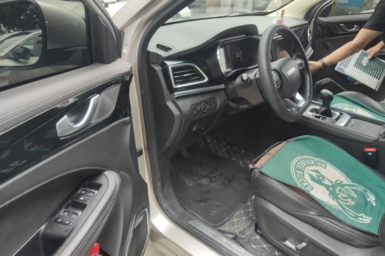 Used JETOUR X90 2019 1.5T Manual Smart Enjoyment 7-Seater China VI Standard Driver Seat