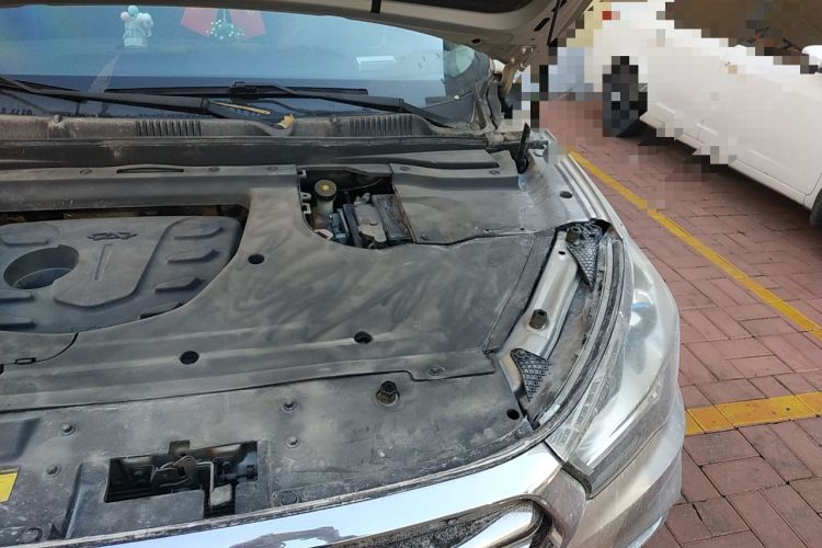 Used JETOUR X90 2019 1.5T Manual Smart Enjoyment Version 5 Seats China V Standard Engine Bay Left