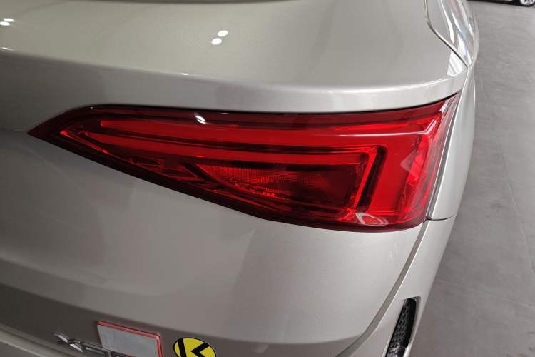 Used JETOUR X90 2019 1.5T Manual Smart Enjoyment Version 6 Seats China VI Standard Exterior 1