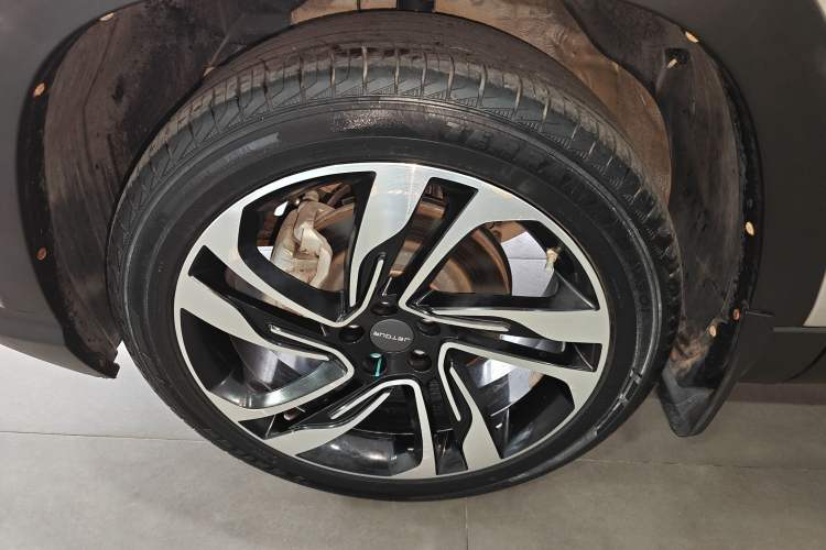 Used JETOUR X90 2019 1.5T Manual Smart Enjoyment Version 6 Seats China VI Standard Exterior 2