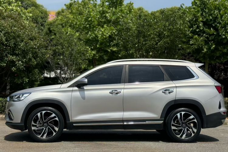 Used JETOUR X90 2019 1.5T Automatic Luxury Model 5 Seats Emission Standard China V Exterior 8
