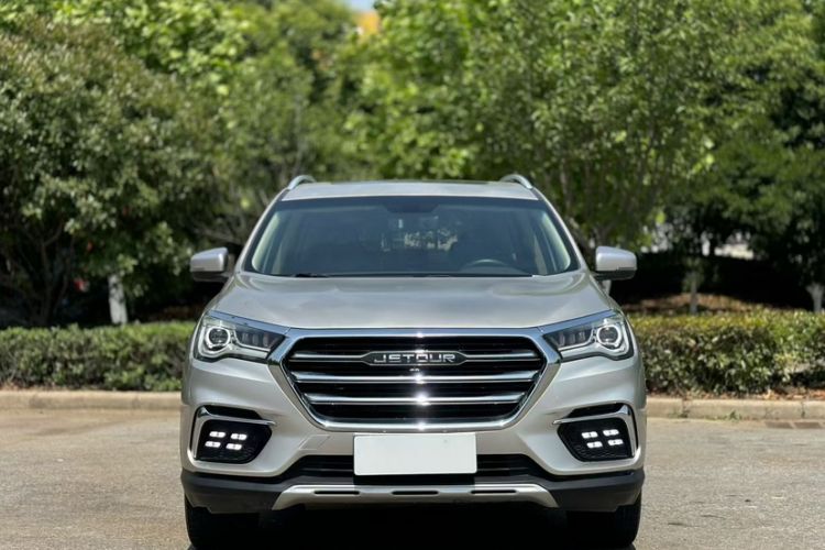 Used JETOUR X90 2019 1.5T Automatic Luxury Model 5 Seats Emission Standard China V Exterior 9