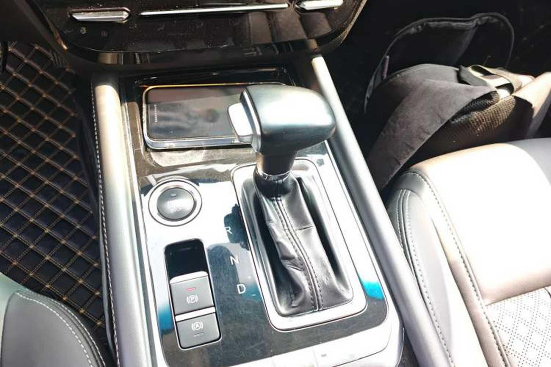 Used JETOUR X90 2019 1.5T Automatic Smart Enjoyment 6-Seater Emission Standard China V Gear Lever