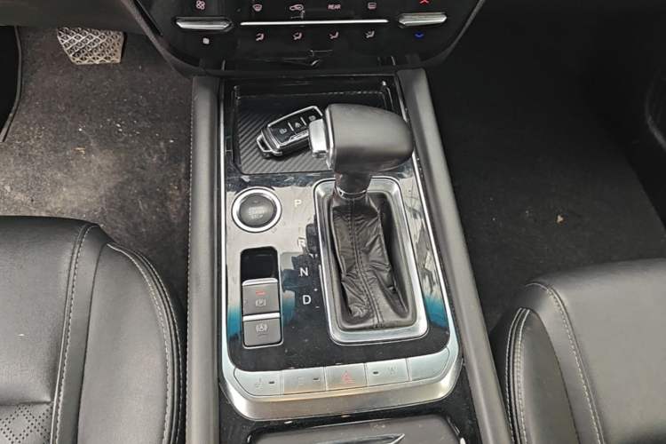 Used JETOUR X90 2019 1.5T Automatic Luxury 7-Seater China V Standard Gear Lever
