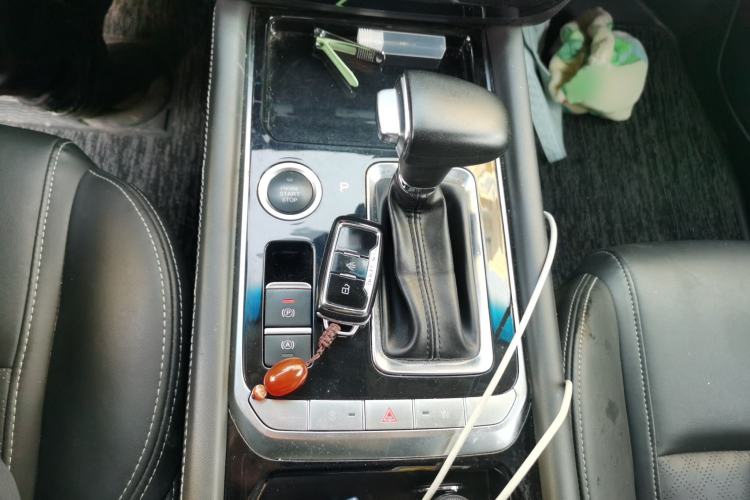 Used JETOUR X90 2019 1.5T Automatic Smart Enjoyment 6-Seater Emission Standard China V Gear Lever
