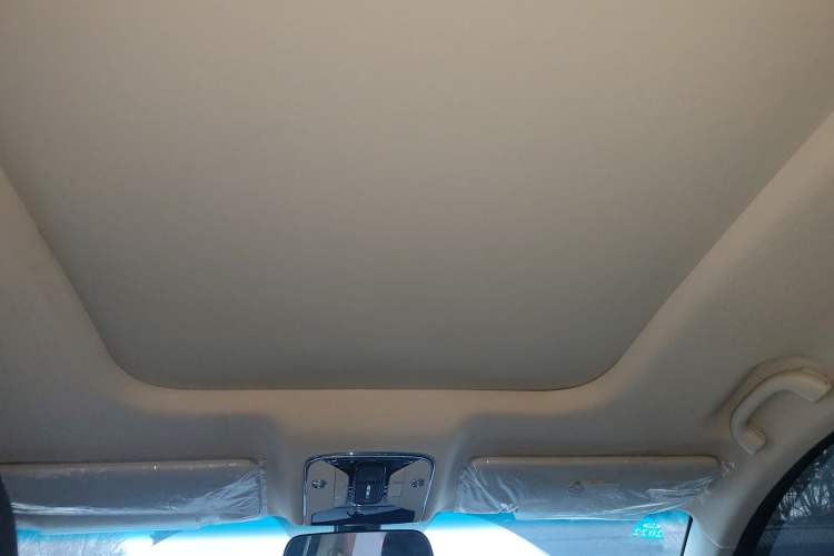 Used JETOUR X90 2019 1.5T DCT Smart Enjoyment Model 6 Seats China VI Standard Headliner
