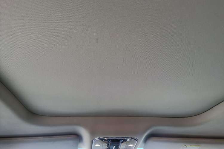 Used JETOUR X90 2019 1.5T Automatic Smart Enjoyment 6-Seater Emission Standard China V Headliner