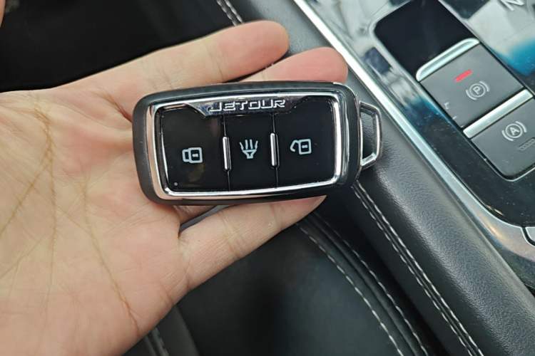 Used JETOUR X90 2019 1.5T Automatic Luxury 7-Seater China V Standard Interior 1
