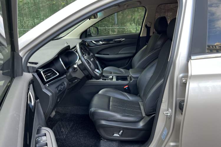 Used JETOUR X90 2019 1.5T Automatic Smart Enjoyment 6-Seater Emission Standard China V Interior 2