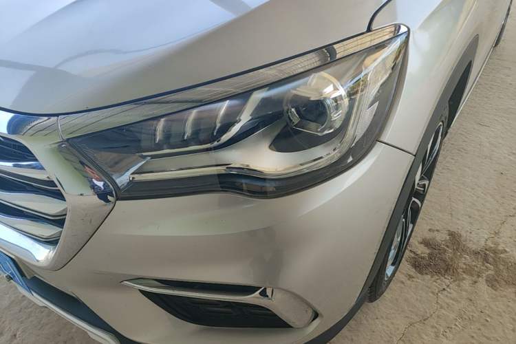 Used JETOUR X90 2019 1.5T Automatic Luxury Model 5 Seats Emission Standard China V Left Front Headlight