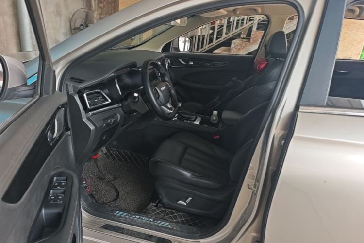 Used JETOUR X90 2019 1.5T Automatic Smart Enjoyment 6-Seater Emission Standard China V Left Front Seat