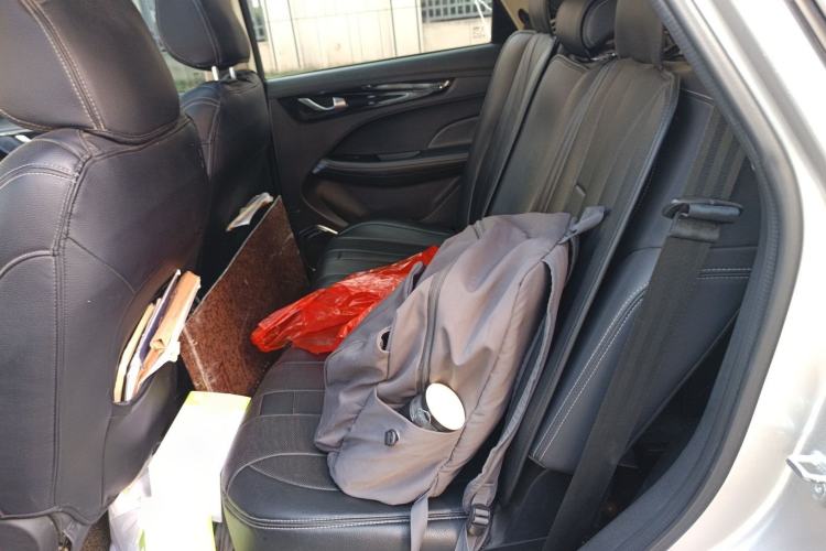Used JETOUR X90 2019 1.5T Manual Smart Enjoyment Model 6 Seats China V Emission Standard Left Rear Seat