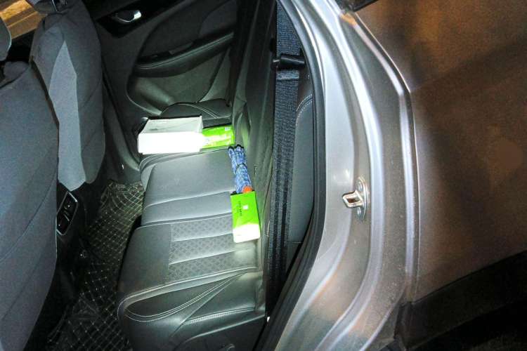 Used JETOUR X90 2019 1.5T Manual Smart Enjoyment Model 6 Seats China V Emission Standard Left Rear Seat