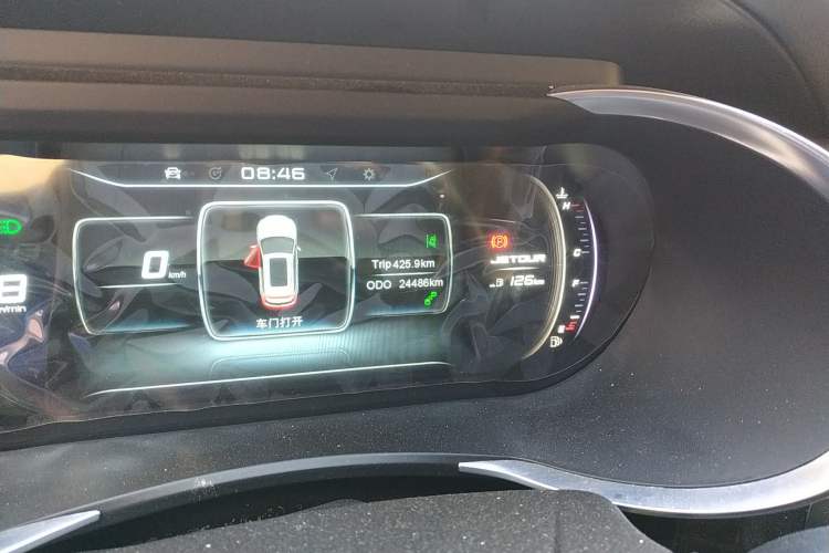 Used JETOUR X90 2019 1.5T Manual Smart Enjoyment Version 5 Seats China V Standard Odometer Close Up