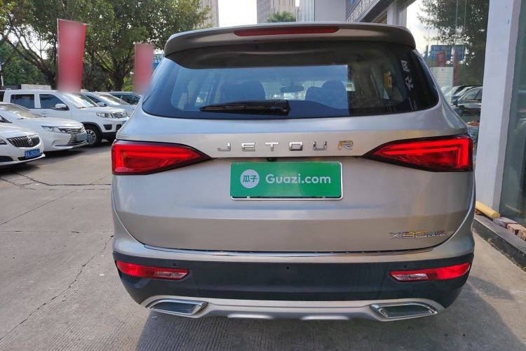 Used JETOUR X90 2019 1.5T Manual Enjoyment Model 6 Seats China V Emission Standard Rear