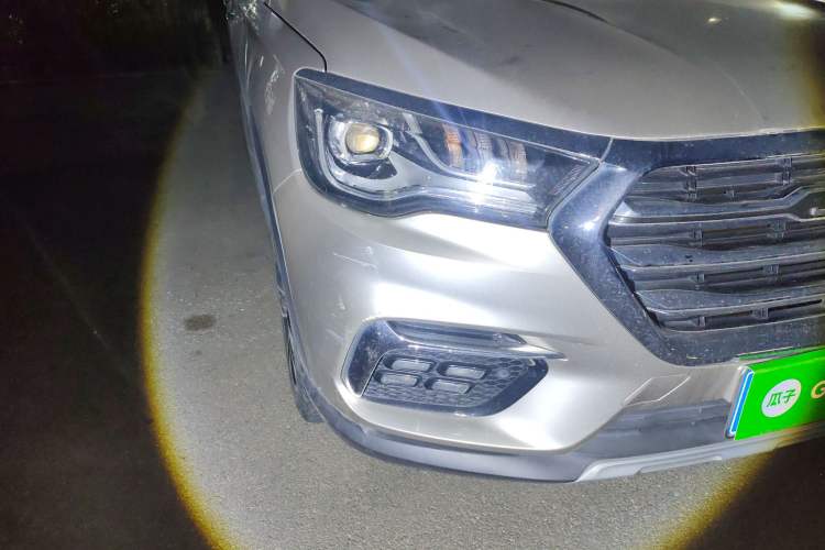 Used JETOUR X90 2019 1.5T DCT Smart Enjoyment Model 6 Seats China VI Standard Right Front Headlight
