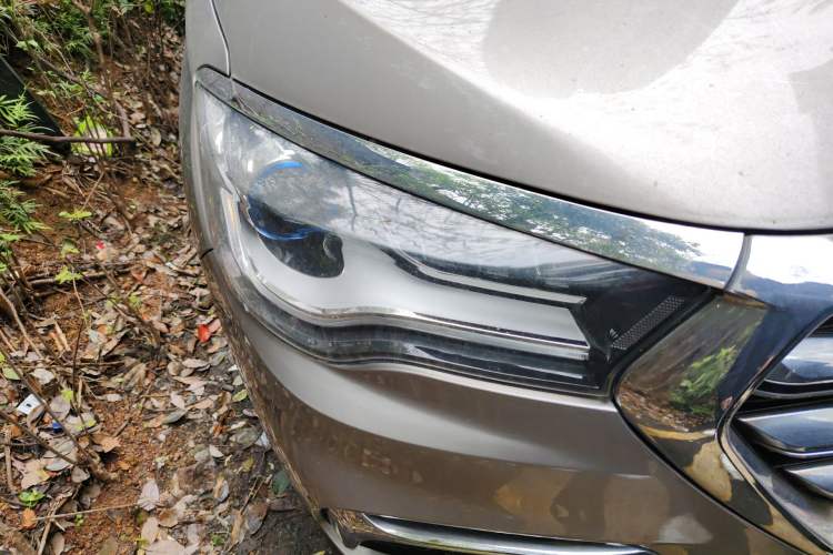 Used JETOUR X90 2019 1.5T Manual Smart Enjoyment Version 5 Seats China VI Standard Right Front Headlight