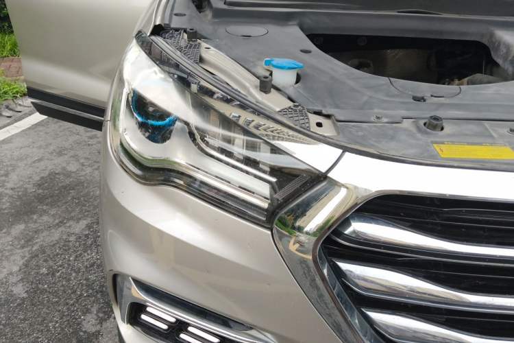 Used JETOUR X90 2019 1.5T Manual Smart Enjoyment Model 6 Seats China V Emission Standard Right Front Headlight