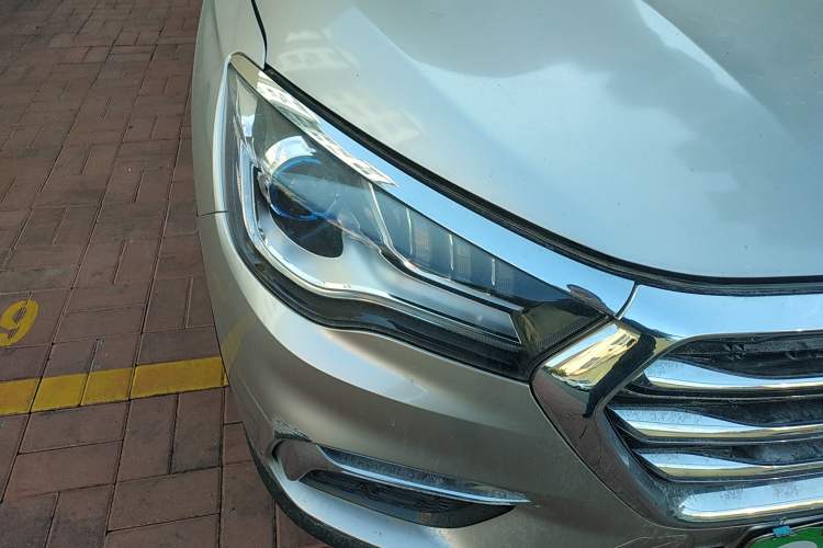Used JETOUR X90 2019 1.5T Manual Smart Enjoyment Version 5 Seats China V Standard Right Front Headlight