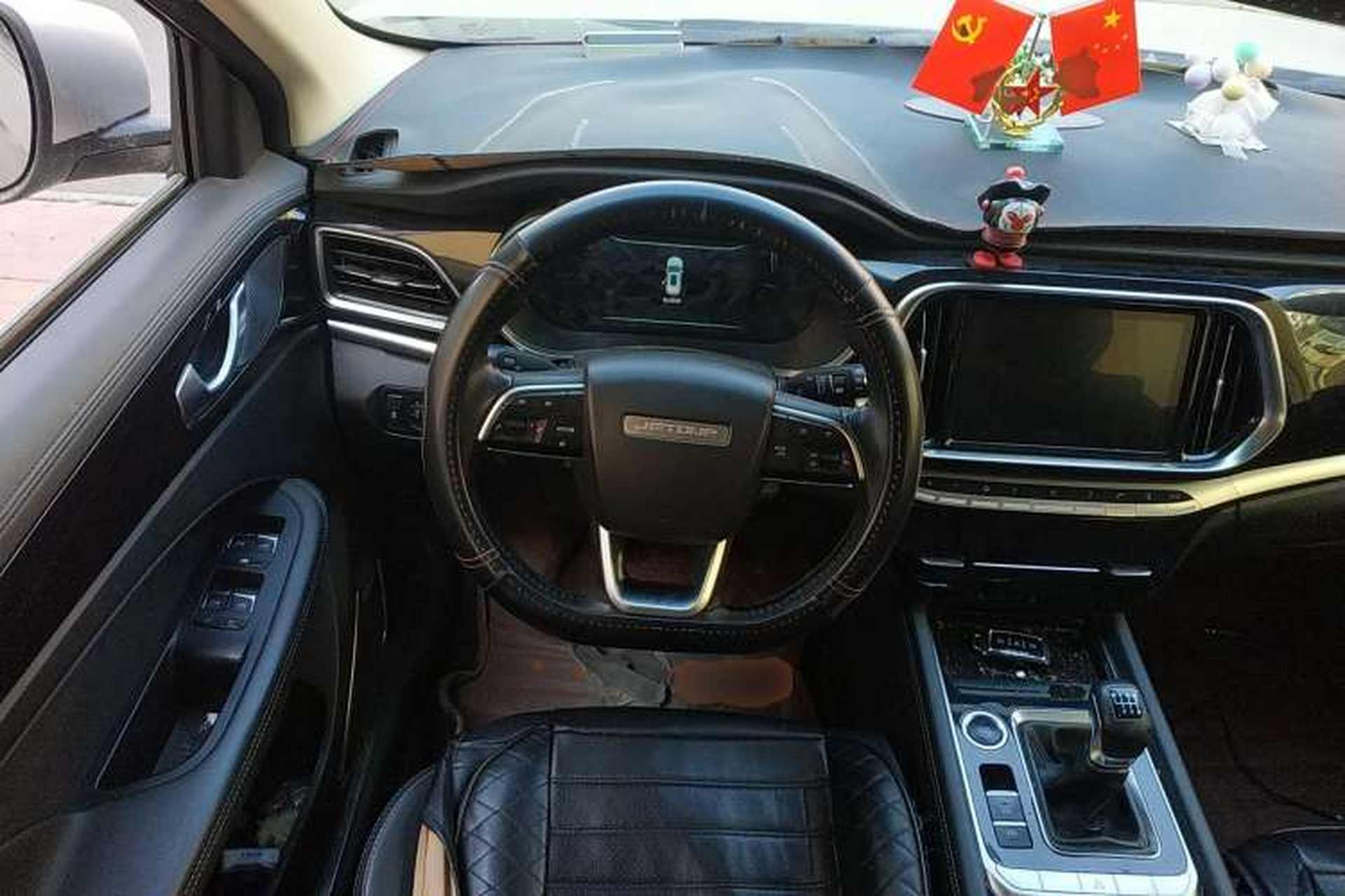 Used JETOUR X90 2019 1.5T Manual Smart Enjoyment Version 5 Seats China V Standard Steering Wheel