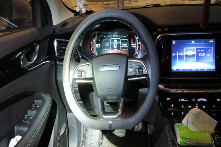 Used JETOUR X90 2019 1.5T Manual Smart Enjoyment Model 6 Seats China V Emission Standard Steering Wheel
