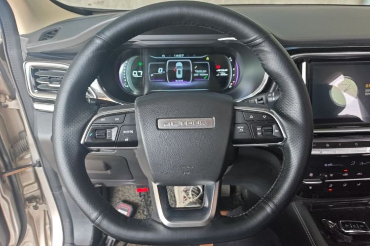 Used JETOUR X90 2019 1.5T Automatic Smart Enjoyment 6-Seater Emission Standard China V Steering Wheel
