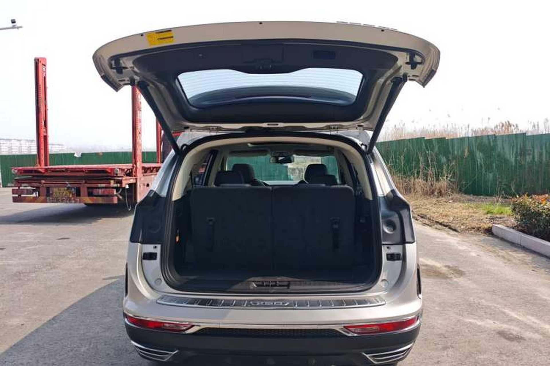 Used JETOUR X90 2019 1.5T Automatic Smart Enjoyment 6-Seater Emission Standard China V Trunk