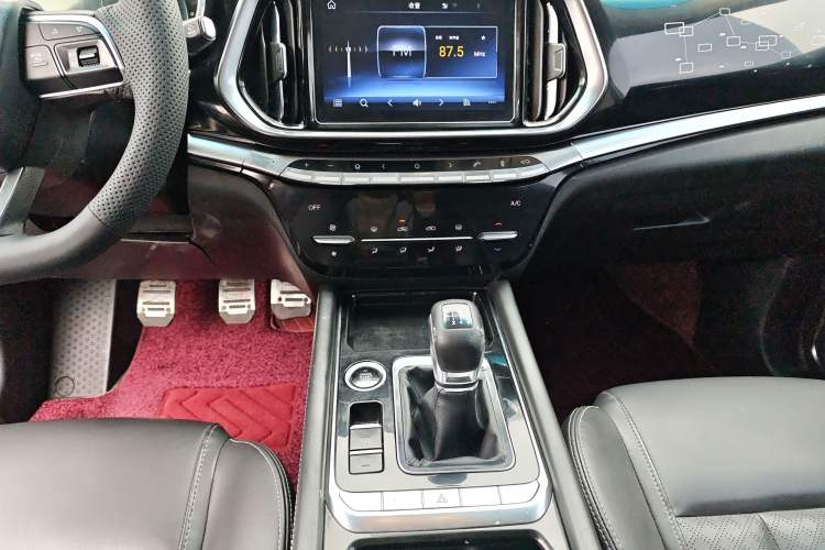 Used JETOUR X90 2019 1.5T Manual Smart Enjoyment Version 5 Seats China VI Standard Audio And AC Panel