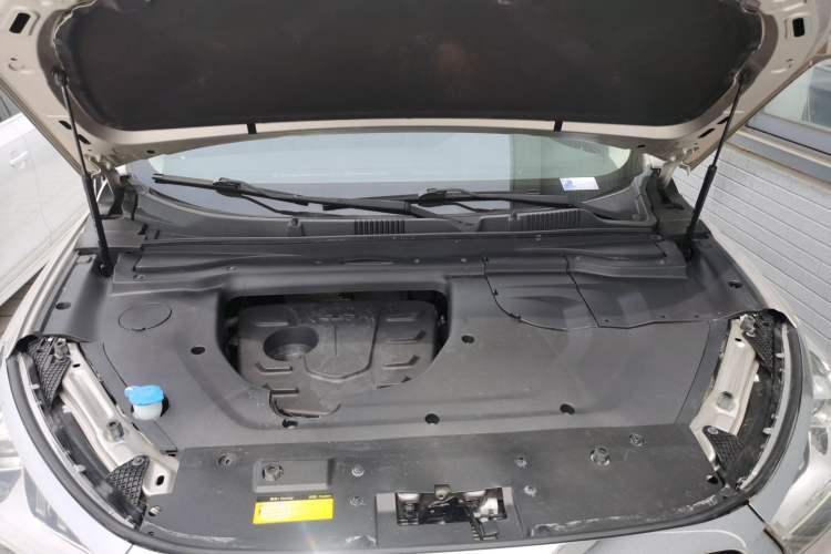 Used JETOUR X90 2019 1.5T Automatic Smart Enjoyment 6-Seater Emission Standard China V Engine Bay