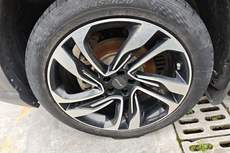 Used JETOUR X90 2019 1.5T Manual Smart Enjoyment Version 5 Seats China VI Standard Exterior 4
