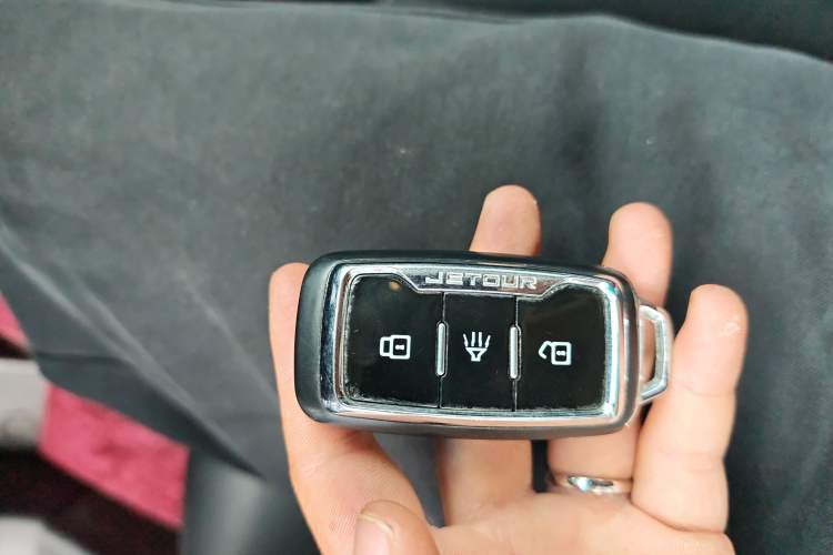 Used JETOUR X90 2019 1.5T Manual Smart Enjoyment Version 5 Seats China VI Standard Interior 1