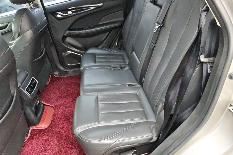 Used JETOUR X90 2019 1.5T Manual Smart Enjoyment Version 5 Seats China VI Standard Left Rear Seat