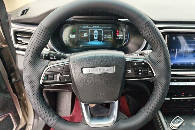 Used JETOUR X90 2019 1.5T Manual Smart Enjoyment Version 5 Seats China VI Standard Steering Wheel