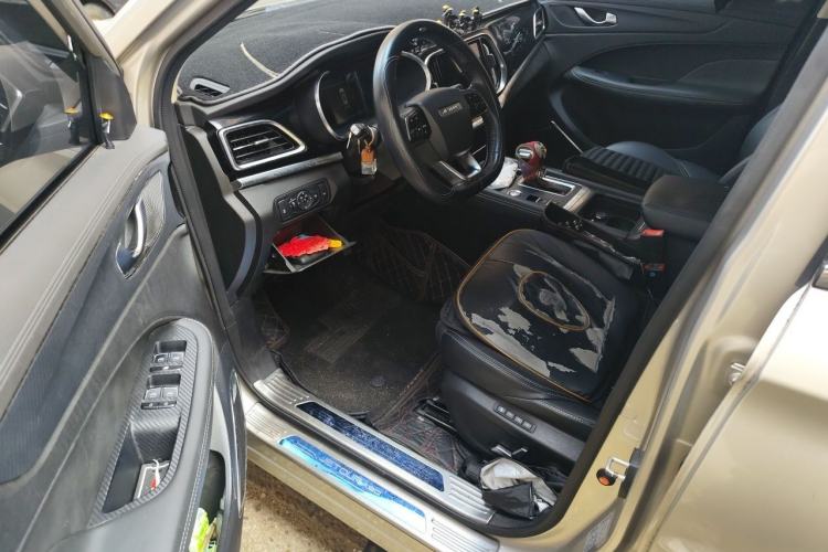 Used JETOUR X90 2019 1.5T Automatic Luxury 7-Seater China V Standard Driver Seat