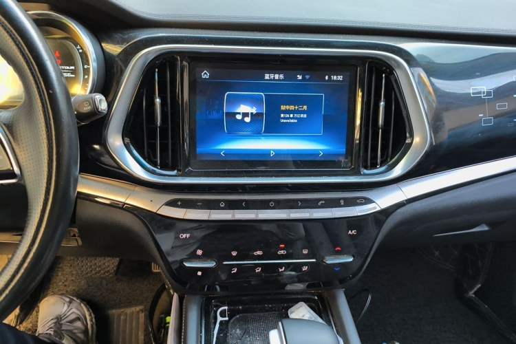 Used JETOUR X90 2019 1.5T Automatic Smart Enjoyment 6-Seater Emission Standard China V Audio And AC Panel