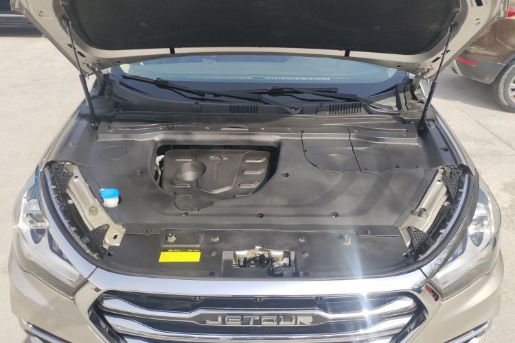 Used JETOUR X90 2019 1.5T Automatic Smart Enjoyment 6-Seater Emission Standard China V Engine Bay