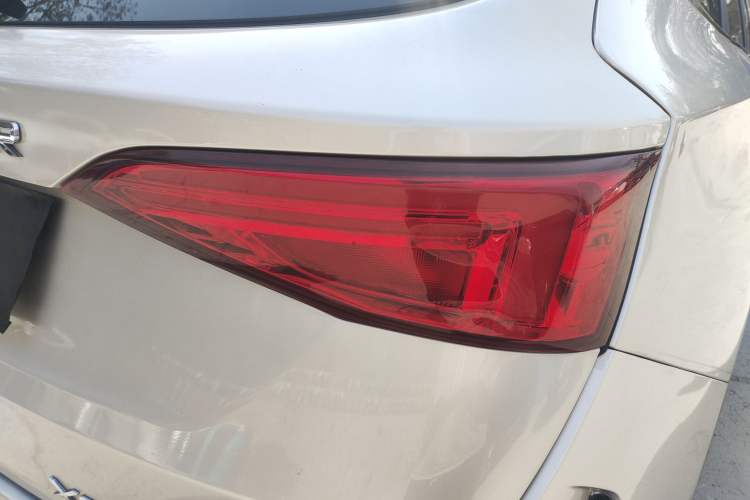 Used JETOUR X90 2019 1.5T Automatic Smart Enjoyment 6-Seater Emission Standard China V Exterior 3
