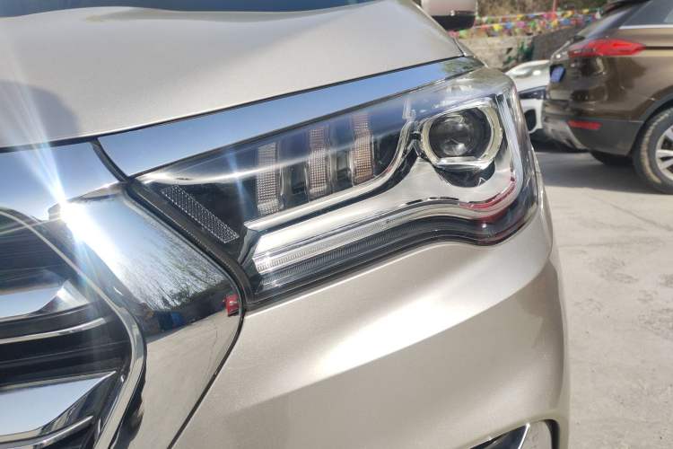 Used JETOUR X90 2019 1.5T Automatic Smart Enjoyment 6-Seater Emission Standard China V Left Front Headlight