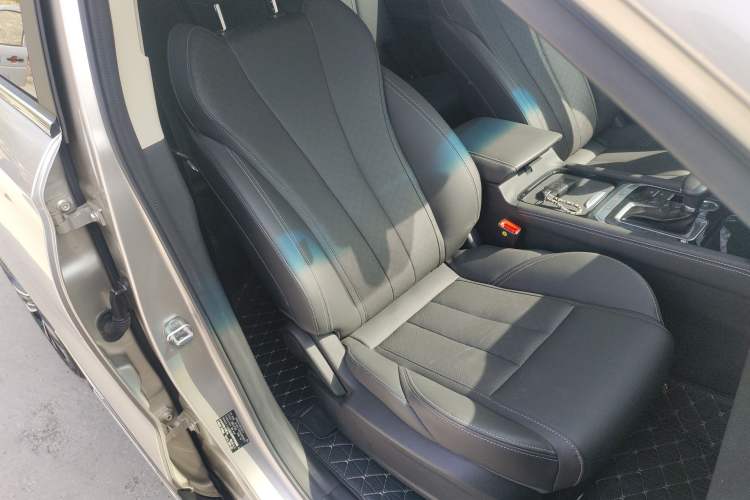 Used JETOUR X90 2019 1.5T Automatic Smart Enjoyment 6-Seater Emission Standard China V Right Front Seat