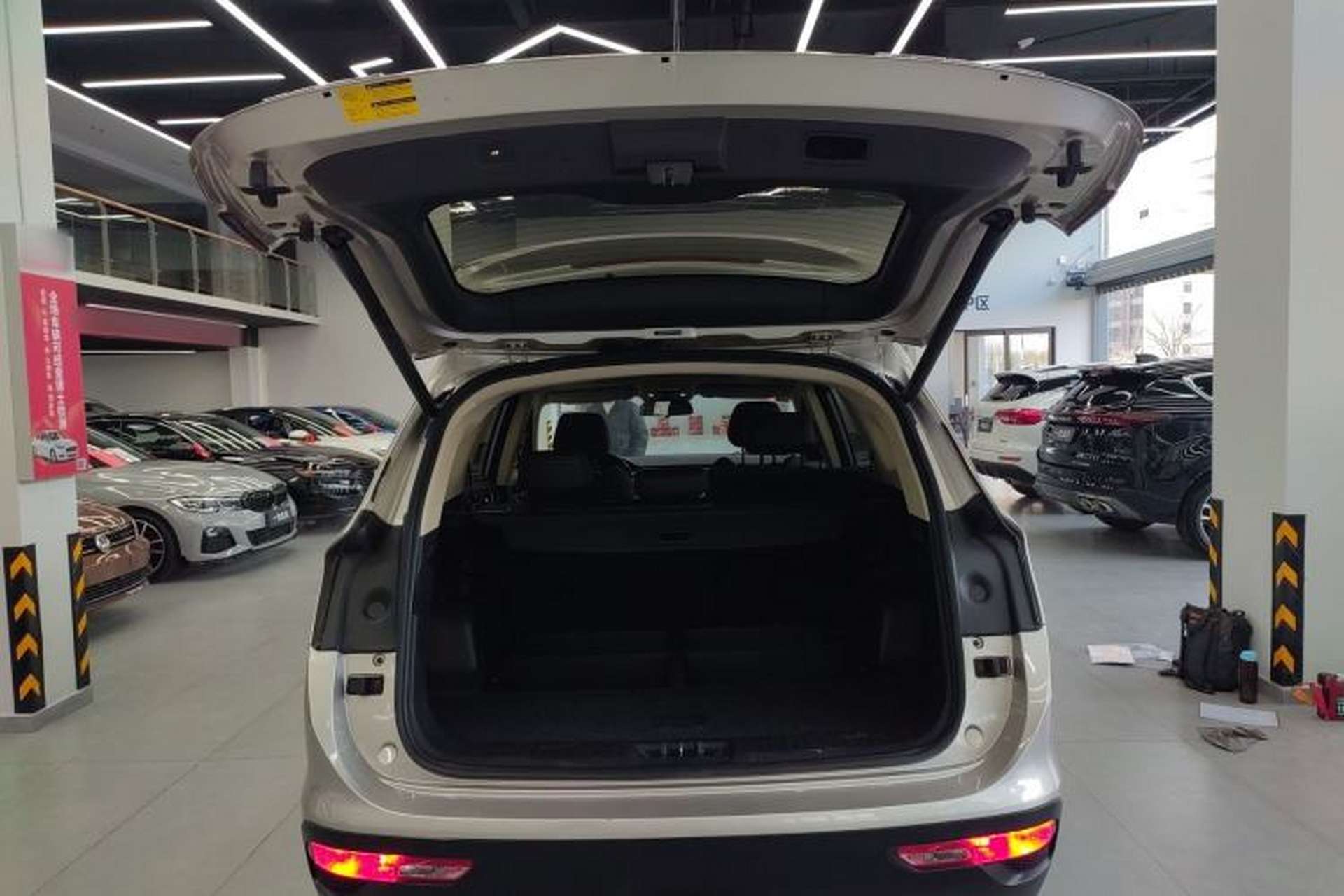 Used JETOUR X90 2019 1.5T Manual Smart Enjoyment Version 5 Seats China V Standard Trunk