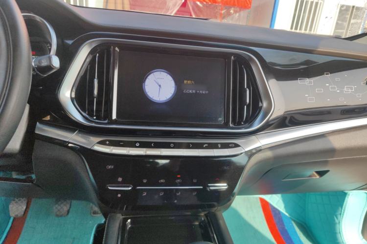 Used JETOUR X90 2019 1.5T Manual Smart Enjoyment Version 5 Seats China VI Standard Audio And AC Panel