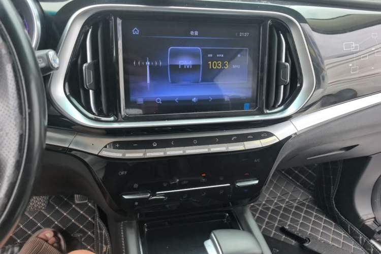 Used JETOUR X90 2019 1.6T DCT Smart Travel Version 7 Seats China VI Standard Audio And AC Panel