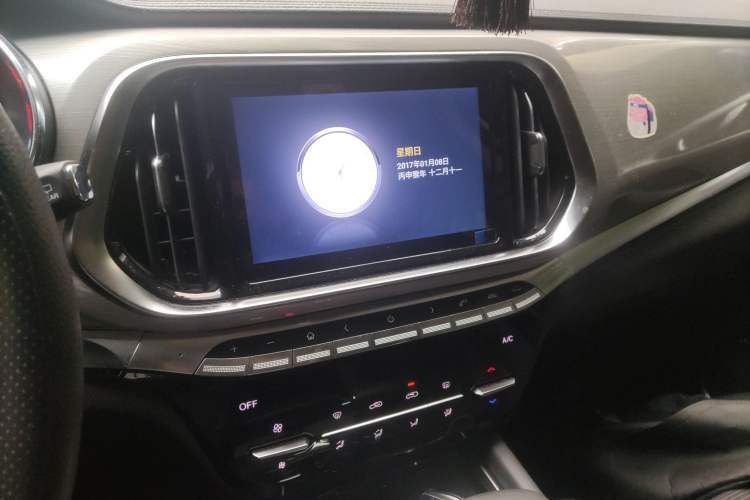 Used JETOUR X90 2019 1.6T DCT Yue Lü Edition 6 Seats China VI Standard Audio And AC Panel