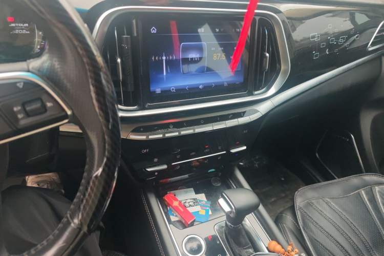 Used JETOUR X90 2019 1.6T DCT Luxury Touring Edition 5 Seats China VI Standard Audio And AC Panel