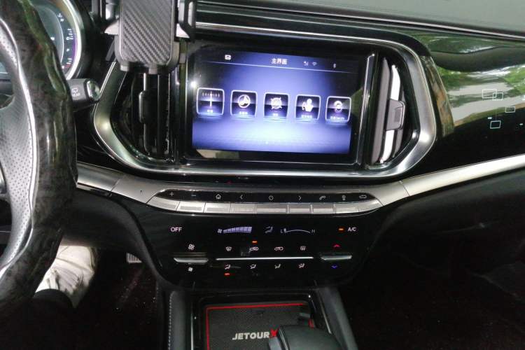 Used JETOUR X90 2019 1.5T DCT Smart Enjoyment Version 5 Seats China VI Standard Audio And AC Panel