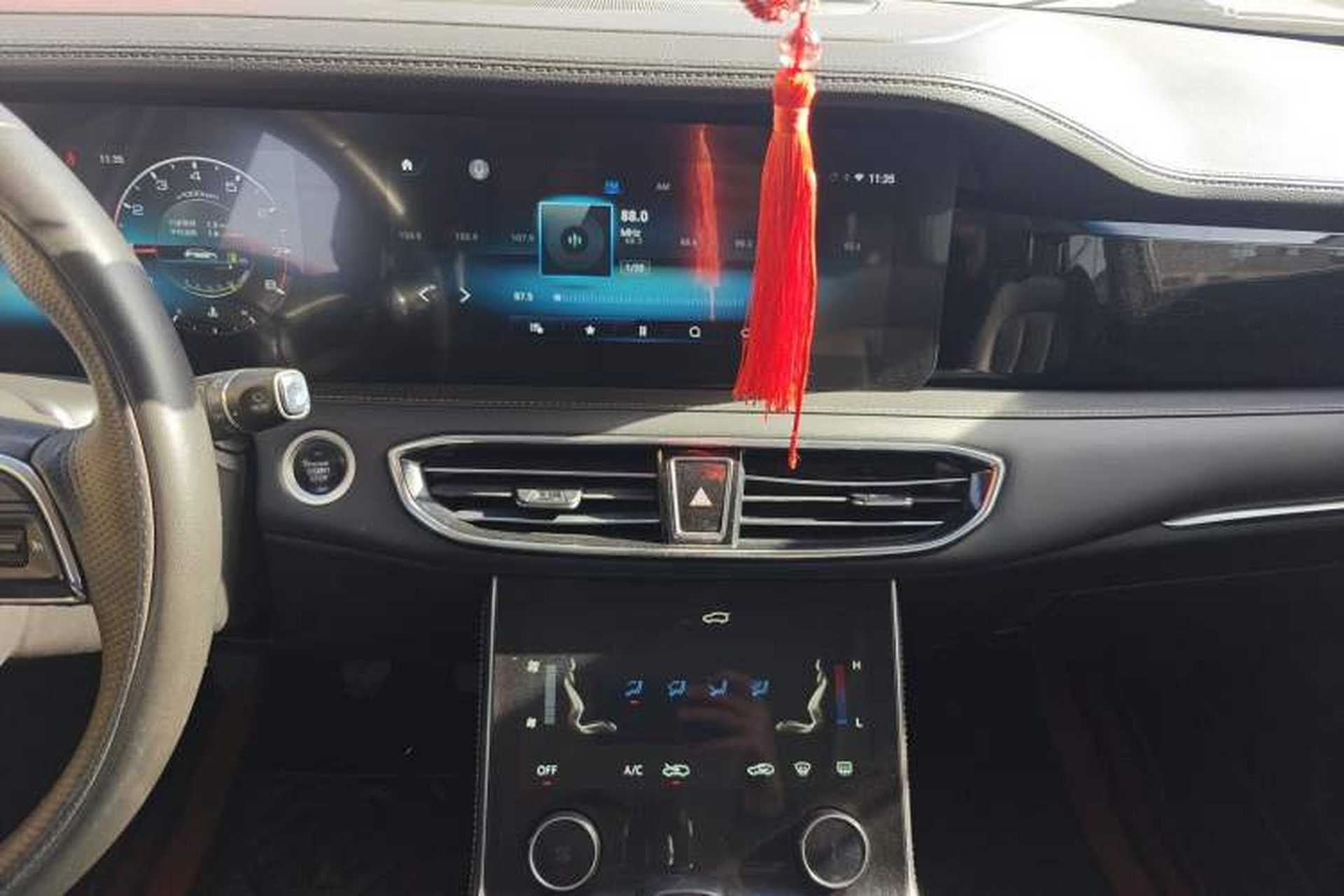 Used JETOUR X90 2019 1.5T Manual Smart Enjoyment Version 5 Seats China V Standard Audio And AC Panel