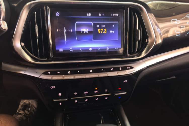Used JETOUR X90 2019 1.5T DCT Smart Enjoyment Version 5 Seats China VI Standard Audio And AC Panel
