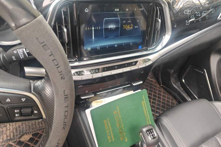 Used JETOUR X90 2019 1.5T Manual Smart Enjoyment 7-Seater China VI Standard Audio And AC Panel